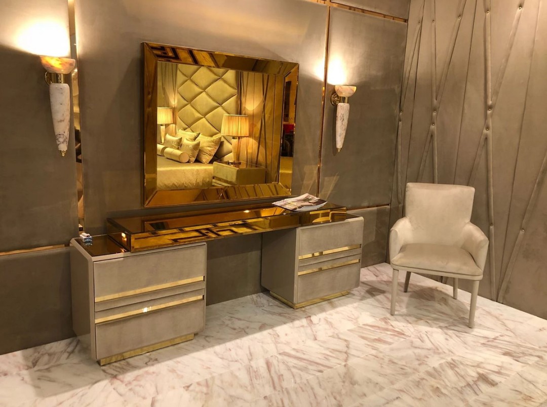 Casa Padrino Luxury Bedroom Furniture Set Taupe / Gold - Noble
