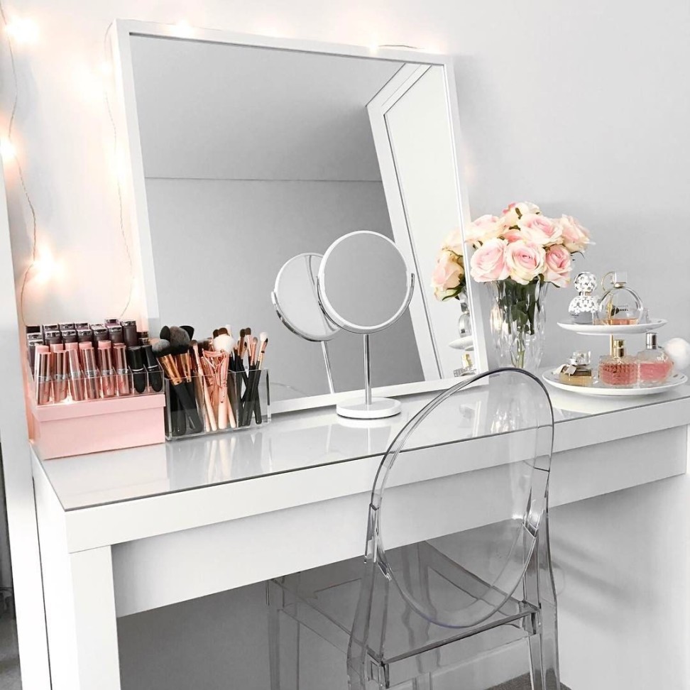 Makeup vanity  Ikea Malm dressing table + mirror  Rangements